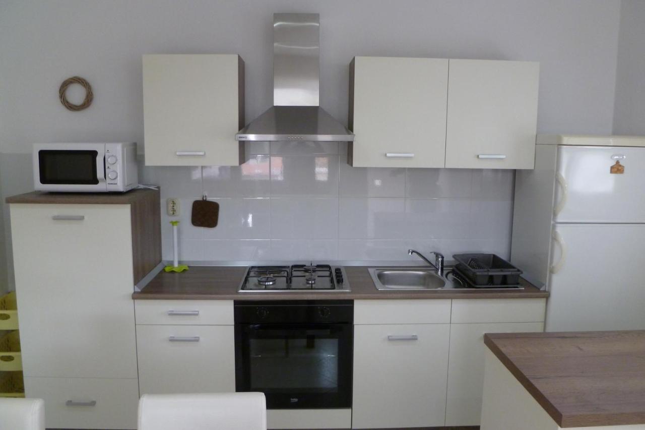 Apartments With A Parking Space Sali, Dugi Otok - 8154 Exterior photo